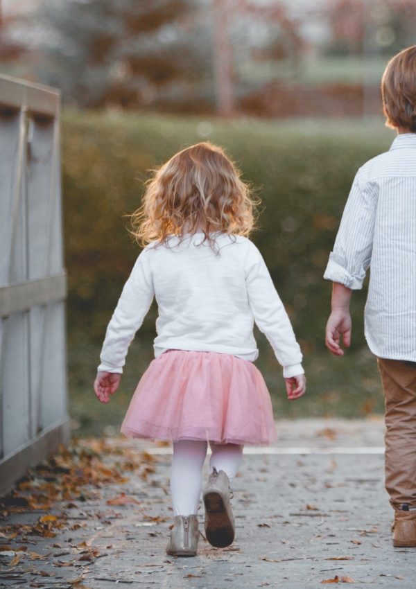 The Ultimate Guide to Tackling Sibling Relationships the Right Way